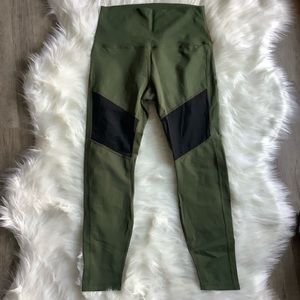 The Barre Code 7/8 Leggings High Panel Mesh Army Green Large